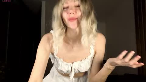 allyyssaaa online show from 19, 2, 2026