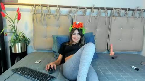 alma_rose_ online show from 30, 4, 2026