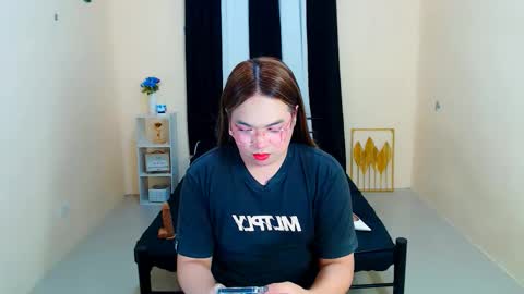 Snapshot of almirablont13 chatting on 29, 9, 2025 Almira online show from 29, 9, 2025