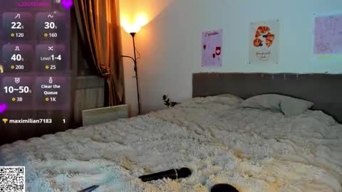 Snapshot of almmilk chatting on 30, 9, 2025 Lina online show from 30, 9, 2025