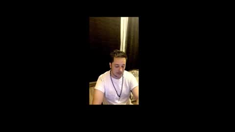 Snapshot of alolanmonke chatting on 7, 10, 2025 alolanmonke online show from 7, 10, 2025