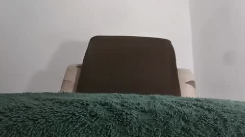 Snapshot of alotofcream chatting on 15, 1, 2026 alotofcream4u online show from 15, 1, 2026