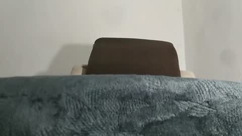 Snapshot of alotofcream chatting on 17, 6, 2026 alotofcream4u online show from 17, 6, 2026