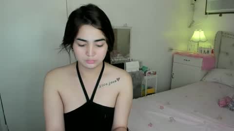 alovelydollnica online show from 18, 3, 2026