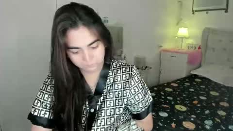 alovelydollnica online show from 13, 5, 2026