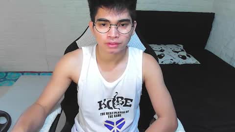 Snapshot of alpha_rider chatting on 20, 11, 2025 Angelo online show from 20, 11, 2025