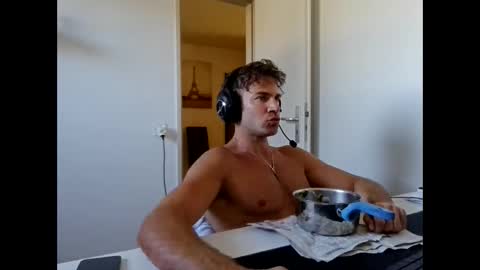 alphah_hunk online show from 24, 4, 2026