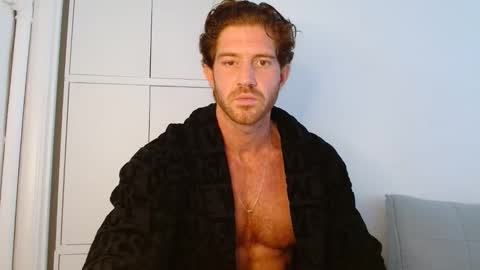 Snapshot of alphahung23 chatting on 28, 9, 2025 alphahung23 online show from 28, 9, 2025