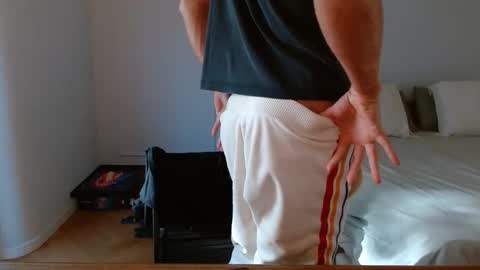 Snapshot of alphahung23 chatting on 8, 10, 2025 alphahung23 online show from 8, 10, 2025