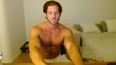 Snapshot of alphahung23 chatting on 8, 10, 2025 alphahung23 online show from 8, 10, 2025