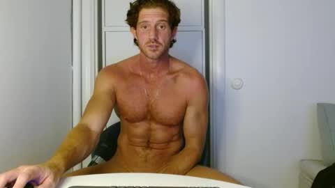 Snapshot of alphahung23 chatting on 27, 10, 2025 alphahung23 online show from 27, 10, 2025