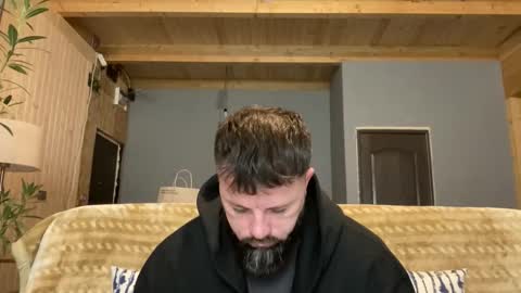 Snapshot of alphasparks chatting on 4, 11, 2025 Jhonny online show from 4, 11, 2025