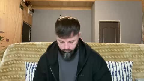 Snapshot of alphasparks chatting on 5, 11, 2025 Jhonny online show from 5, 11, 2025