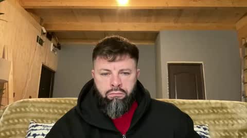 Snapshot of alphasparks chatting on 7, 11, 2025 Jhonny online show from 7, 11, 2025