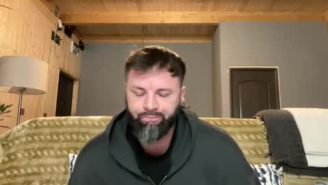 Snapshot of alphasparks chatting on 13, 11, 2025 Jhonny online show from 13, 11, 2025