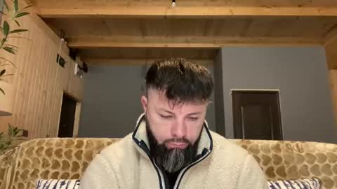 Snapshot of alphasparks chatting on 24, 11, 2025 Jhonny online show from 24, 11, 2025