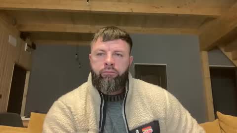 Snapshot of alphasparks chatting on 19, 12, 2025 Jhonny online show from 19, 12, 2025