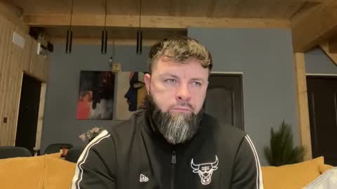 Snapshot of alphasparks chatting on 27, 2, 2026 Jhonny online show from 27, 2, 2026