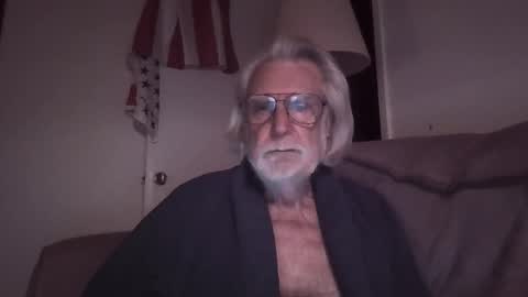 AlphaUniform online show from 17, 10, 2025