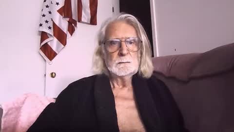 AlphaUniform online show from 15, 3, 2026