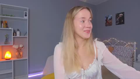 Amelia NEXT STREAM  online show from 2, 2, 2025