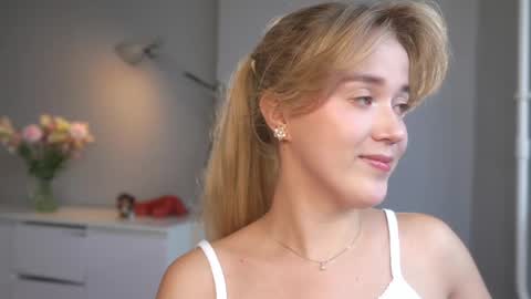 Amelia NEXT STREAM  online show from 15, 5, 2026