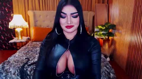 Alura Jhenson online show from 5, 3, 2026