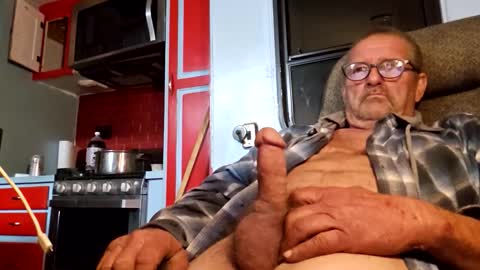 Snapshot of alwayshard4u1 chatting on 27, 4, 2026 alwayshard4u1 online show from 27, 4, 2026