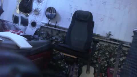 Snapshot of alwaysniceguy2 chatting on 16, 9, 2025 HoneyMelonGuy online show from 16, 9, 2025