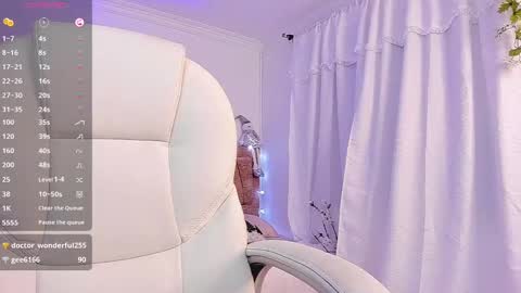 Snapshot of aly_moon chatting on 28, 12, 2024 Im Aly3 online show from 28, 12, 2024