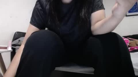 Alyn Maria online show from 19, 11, 2025