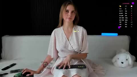 Snapshot of alyona_24 chatting on 1, 11, 2025 Alena online show from 1, 11, 2025