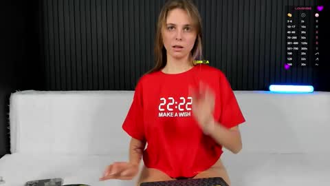 Snapshot of alyona_24 chatting on 10, 11, 2025 Alena online show from 10, 11, 2025