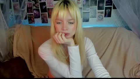 Snapshot of alysameow chatting on 3, 3, 2026 Alysa 7GMT online show from 3, 3, 2026