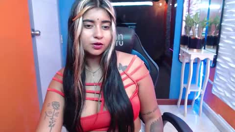 Snapshot of alyshachopra chatting on 28, 2, 2025 ALYSHA online show from 28, 2, 2025