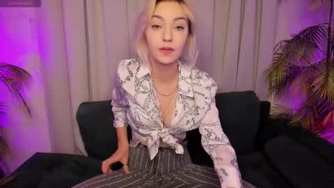 Alysia online show from 23, 11, 2025