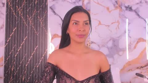 alyson__a online show from 25, 5, 2026