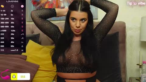 Snapshot of alyssa_dawn chatting on 19, 12, 2024 Anna online show from 19, 12, 2024