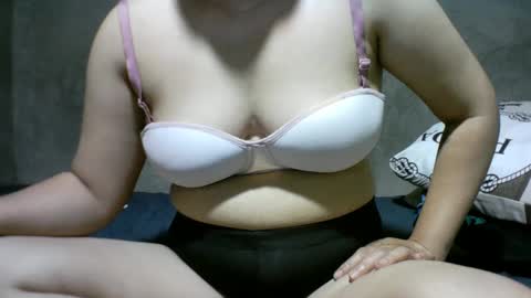 alyssa_hope online show from 4, 2, 2025