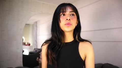alyssa_joness online show from 13, 5, 2026