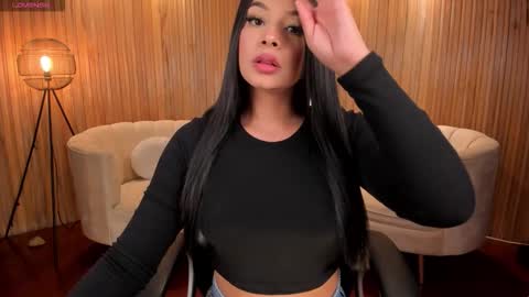 Snapshot of alyssadean_ chatting on 17, 10, 2025 Aly  online show from 17, 10, 2025