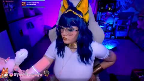  . Monday to Saturday at 10pm and 6am Colombia time online show from 24, 10, 2025