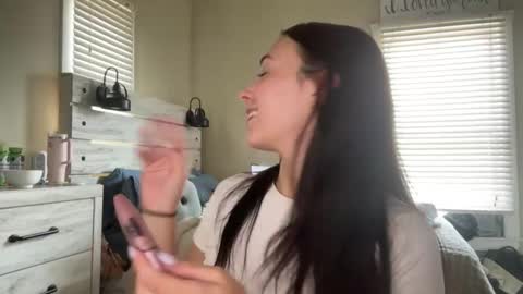 Aly online show from 30, 4, 2026