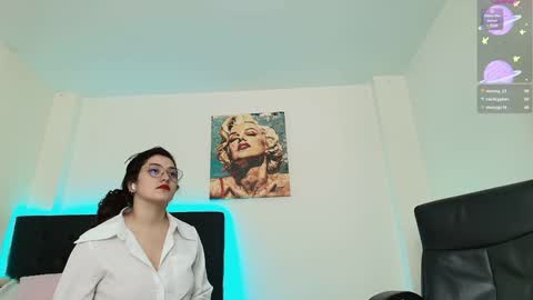 Isabella online show from 16, 1, 2025