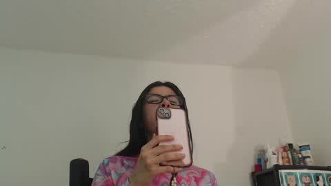 Snapshot of amadamar chatting on 25, 1, 2025 valentia online show from 25, 1, 2025