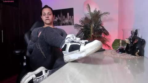 Snapshot of amaia_bushida chatting on 4, 5, 2026 anny online show from 4, 5, 2026