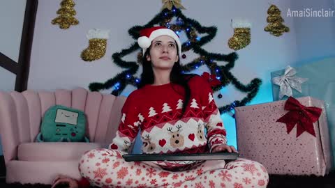 Amai  Sinclair  online show from 22, 12, 2024