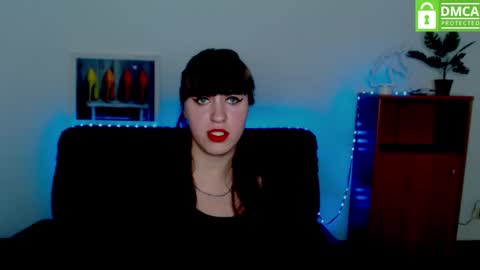 Ivanna online show from 12, 12, 2024