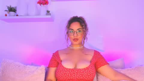 amalia bennet online show from 19, 2, 2025