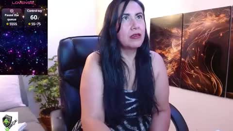 Snapshot of amalia_brunette chatting on 26, 2, 2025 AMALIA online show from 26, 2, 2025